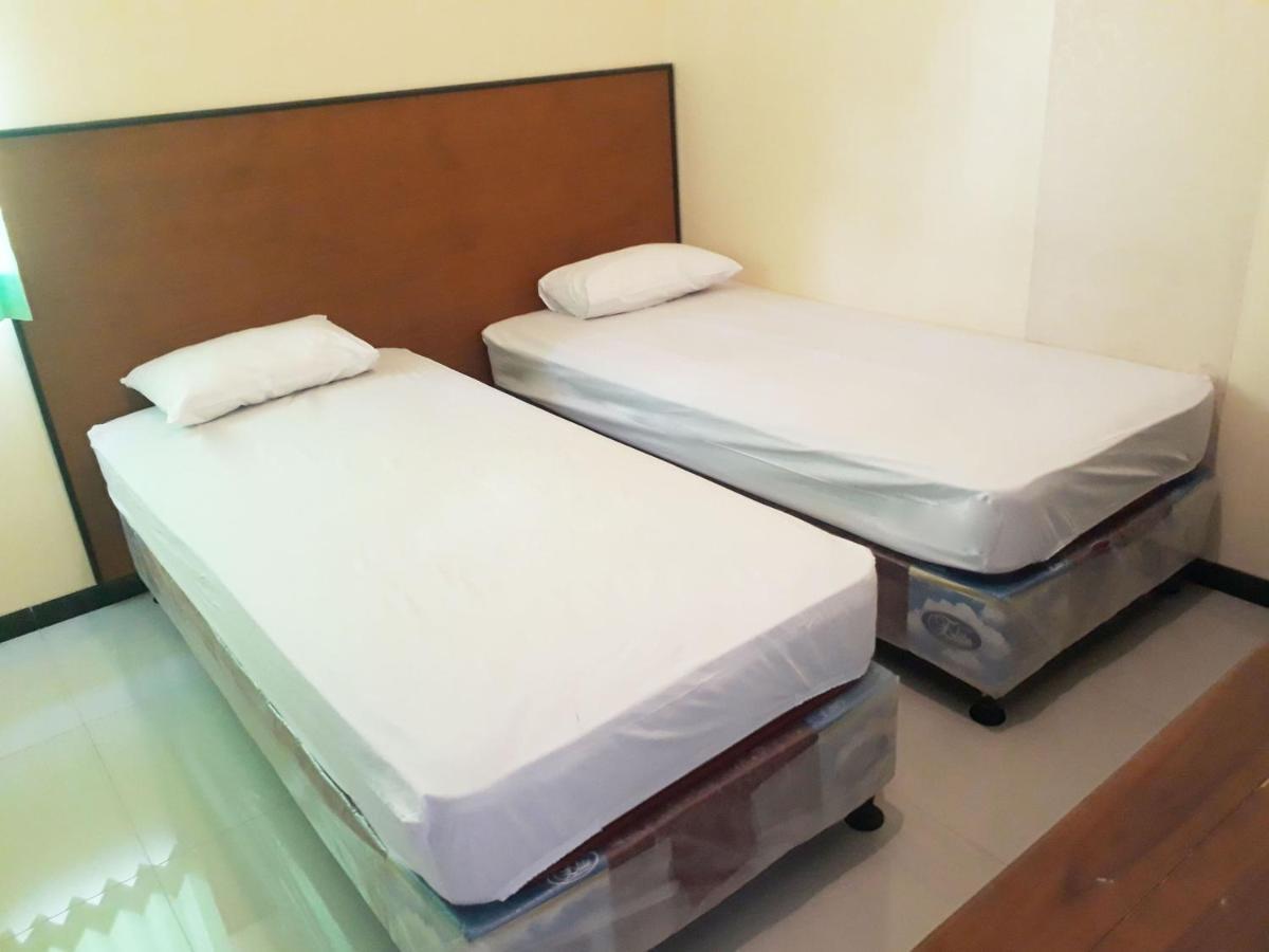 Hotel Pelangi Indah Semarang Esterno foto