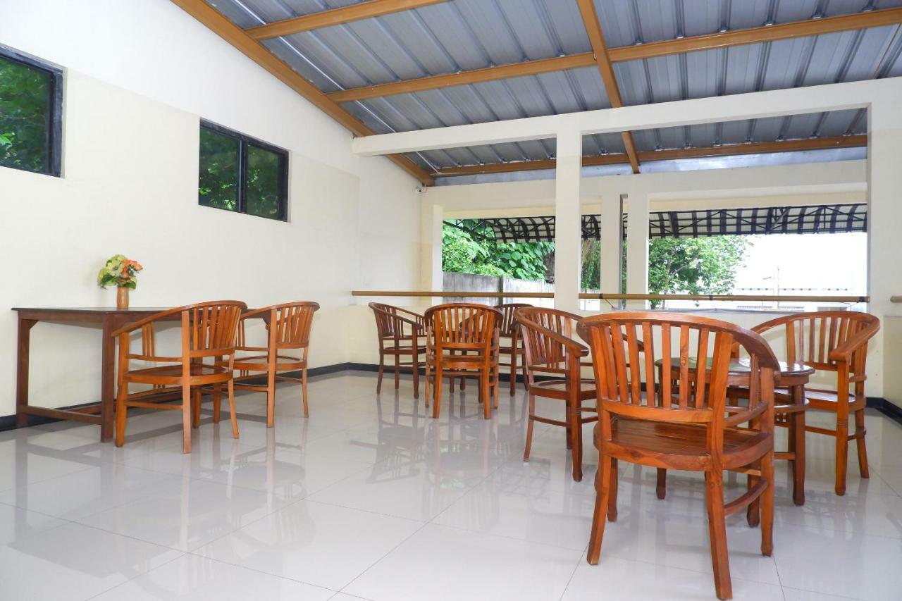 Hotel Pelangi Indah Semarang Esterno foto